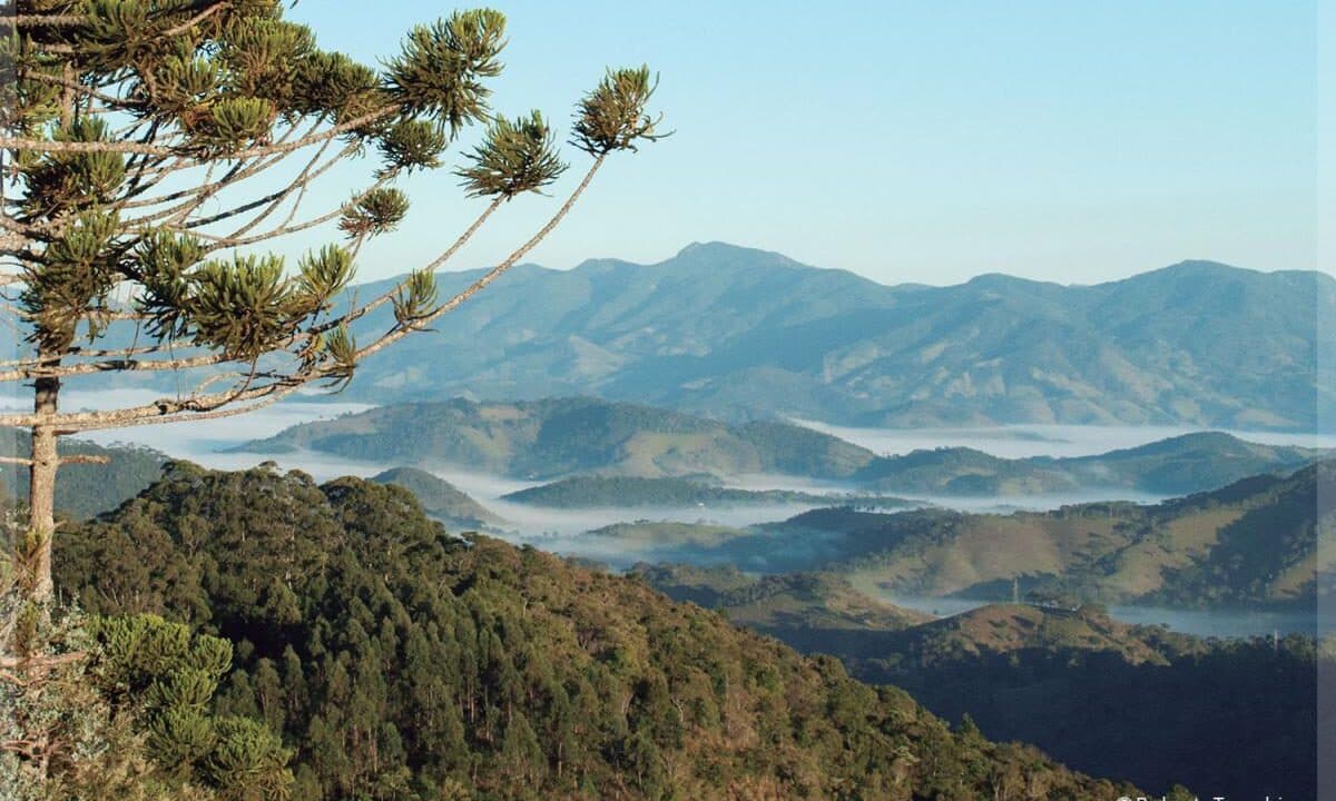 Vista da região da Mantiqueira — área de cobertura presencial do FlatPDV